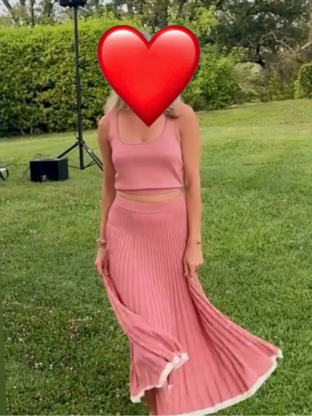 Karina Grimaldi Pink Pleated Maxi Skirt & Tank Set